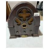 PHILCO SPECIAL EDITION BABY GRAND RADIO, WOODEN