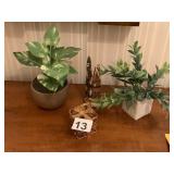 ARTIFICIAL PLANTS, CERAMIC POTS, RESIN HOUSE