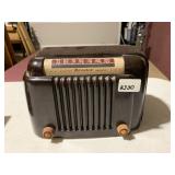 BENDIX RADIO, MODEL 110, BAKELITE CASE,