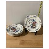 WEDGWOOD WILLIAMSBURG POTPOURRI DINNER PLATES,