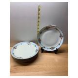 PORCELAIN PLATES, FLORAL GARLAND PATTERN, GOLD