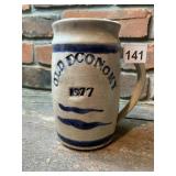 STONEWARE MUG, OLD ECONOMY 1977, BLUE BANDED