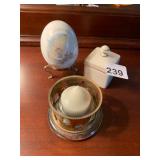 LENOX PORCELAIN EGG, LENOX COVERED TRINKET BOX,