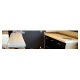 WHITE SOLID SURFACE COUNTERTOPS