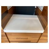 WHITE COUNTERTOP ONLY TO BE REMOVED BY NEW BUYER