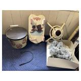 DECORATIVE TIN BUCKET W/ TEDDY BEAR GRAPHICS,