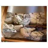 ASSORTED HOUSEHOLD LINENS, BED SHEETS, TOWELS,