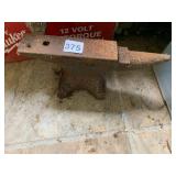 CAST IRON ANVIL, HORN AND HARDIE HOLE, GREEN