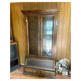 OAK GUN CABINET, GLASS FRONT DOORS W/ ETCHED