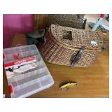 WICKER CREEL W/ LEATHER STRAP, EAGLE CLAW