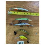 ASSORTED FISHING LURES, INCLUDES PLASTIC PLUGS,