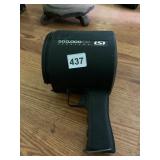 LECTRO SCIENCE 500,000 CP CORDLESS SPOTLIGHT,