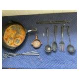 CAST IRON SKILLET, MINIATURE CAST IRON PAN, METAL