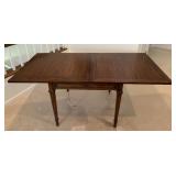 TRADITIONAL FLIP-TOP GAME TABLE, MAHOGANY VENEER,