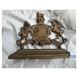 BRITISH ROYAL COAT OF ARMS WALL PLAQUE, CAST