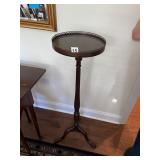 PEDESTAL PLANT STAND, ROUND TOP W/ PIERCED