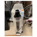 DELONGHI OIL-FILLED RADIATOR HEATER, PORTABLE, ON