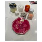 ASSORTED CANDLES IN GLASS HOLDERS, DECORATIVE