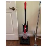 BISSELL CLEANVIEW COMPACT UPRIGHT VACUUM CLEANER,
