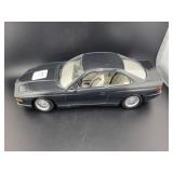 MAISTO 1/18 SCALE BMW 850I - HOOD, TRUNK AND BOTH