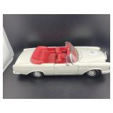 MAISTO 1/18 SCALE 1966 MERCEDES-BENZ 280SE TOY CAR