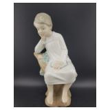 LLADRO PORCELAIN FIGURINE - YOUNG GIRL ON A