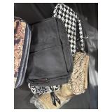 (6) ASSORTED LADIES WALLETS
