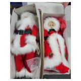 22" ANIMATED/MUSICAL SANTA AND MRS. CLAUS