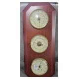 WOOD PLACQUE BAROMETER