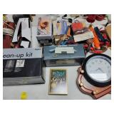 TABLE LOT: WALL SCONCES, PET COLLARS, PET CLEAN UP