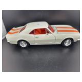 1/18 SCALE 1967 CHEVROLET CAMARO Z28 DIE CAST CAR