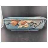 ROSEVILLE MAGNOLIA PLANTER - 9 1/2"