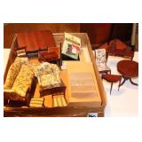 VARIETY OF MINIATURE FURNITURE