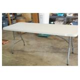 6 FT. PLASTIC FOLDING TABLE