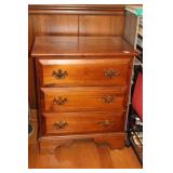 3-DRAWER CHEST
