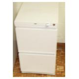 2-DRAWER METAL FILE CABINET