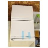 2-DRAWER METAL FILE CABINET