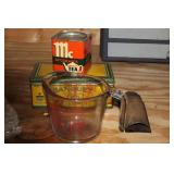 KITCHEN COLLECTIBLES