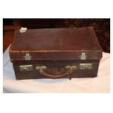 MEDICAL TOOLS & ACCESSORIES IN CASE