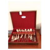 VALENCIA SILVER PLATE FLATWARE SET IN BOX