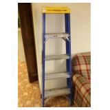 WERNER 5 FT FIBERGLASS STEP LADDER