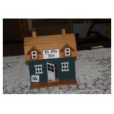 DE OLD INN MUSIC BOX