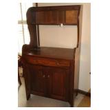 HUTCH CABINET