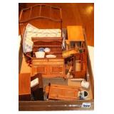 VARIETY OF MINIATURE FURNITURE