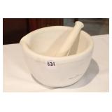 MORTAR & PESTLE