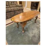 OAK COFFEE TABLE 52X21