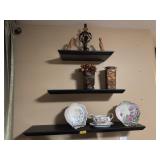 ASSORTMENT OF HOME DECOR- ANIMAL PLATES, ETC.