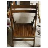 4 WOODEN FOLDING CHAIRS