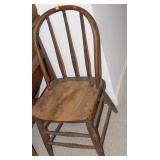 PRIMITIVE CHAIR