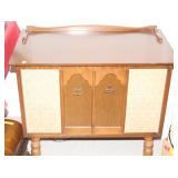 VINTAGE WESTINGHOUSE AM/FM RADIO W/